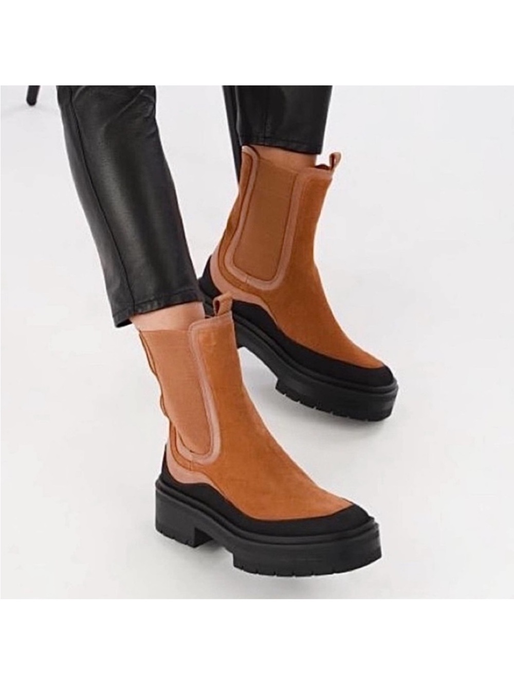 Sam Edelman Lulia Lug Sole Chelsea Ankle Boots in Tan Cognac New 8.5